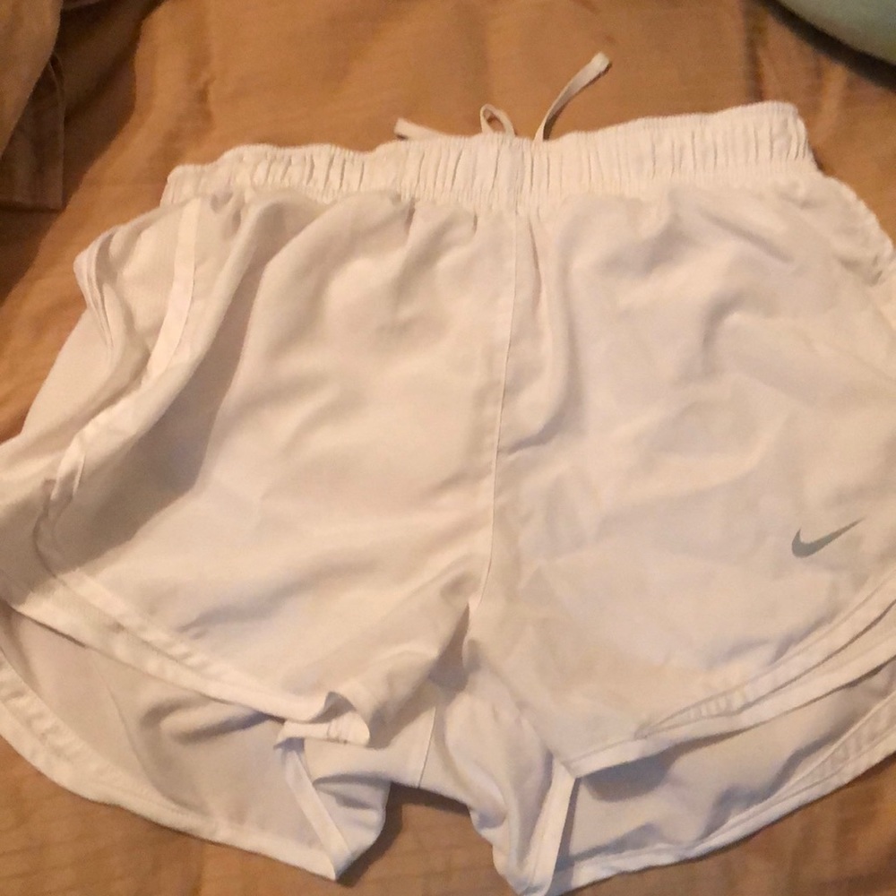 Brand new white Nike shorts